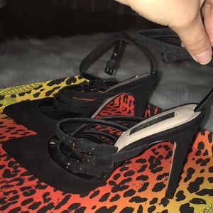 Black Zara heels